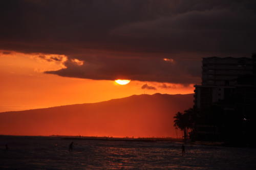 Waikiki peeking Sun..